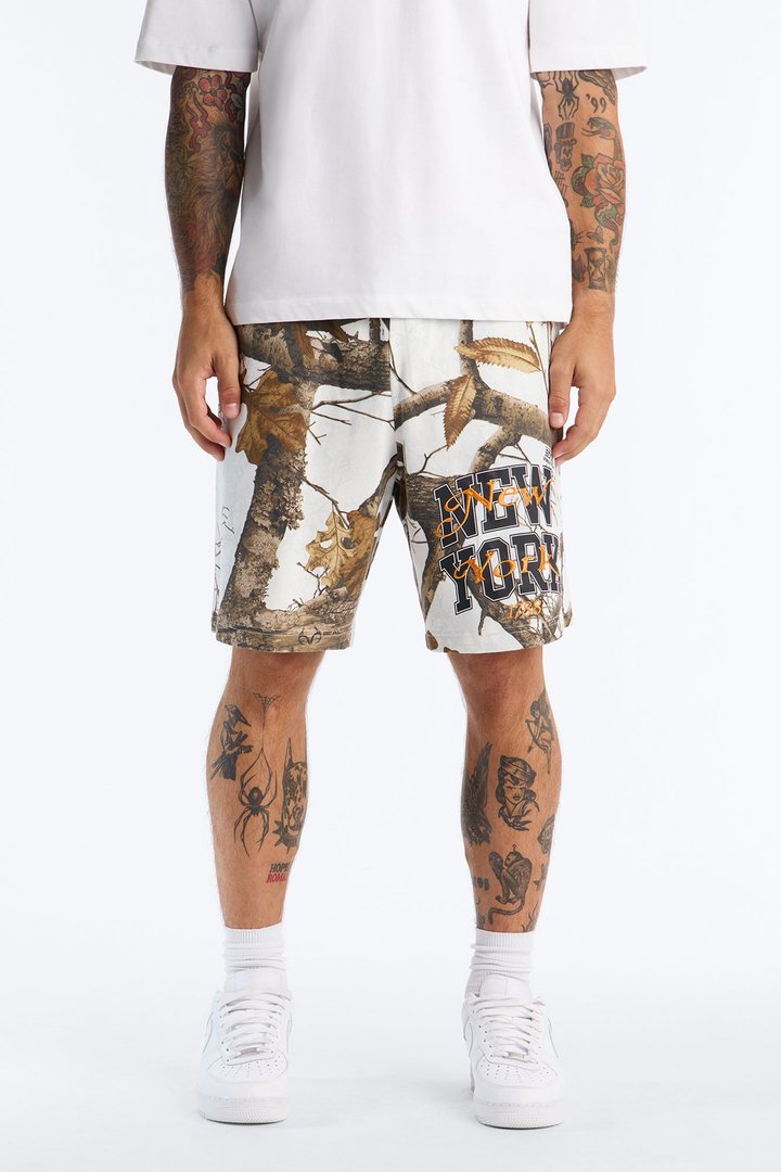 Real Tree New York Snow Embroidery Sweatshort - Camouflage