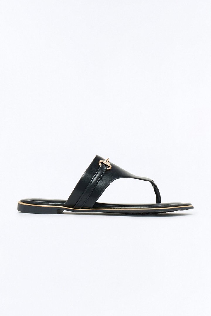 Richa Hardware Flip Flops - Black