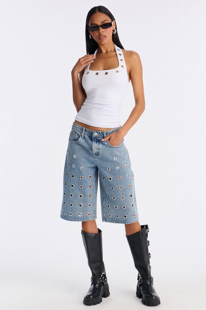 Throwing You Off Grommet Denim Jorts - Medium Wash
