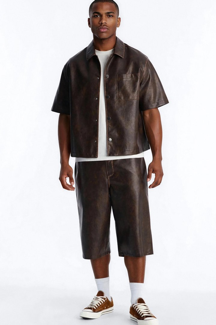 Baggy Fordham Front Faux Leather Short - Brown