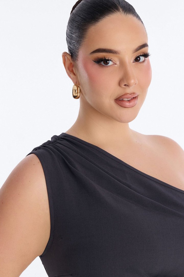Muse In Motion One Shoulder Draped Top - Charcoal