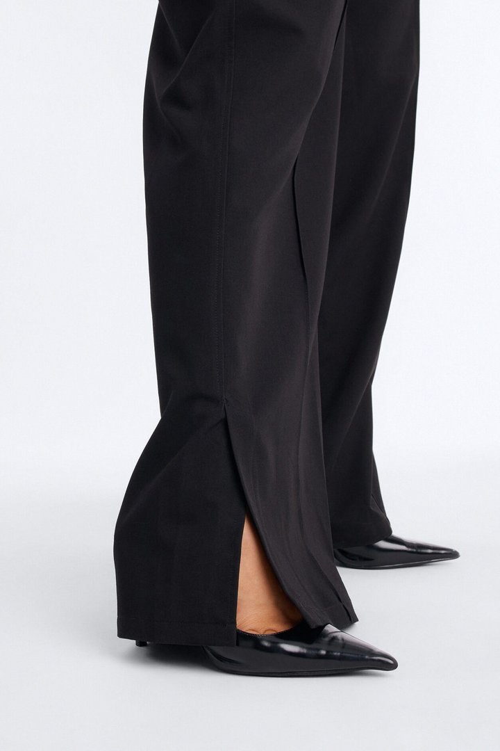 Normani High Rise Straight LegTrouser Pant 33″ - Black