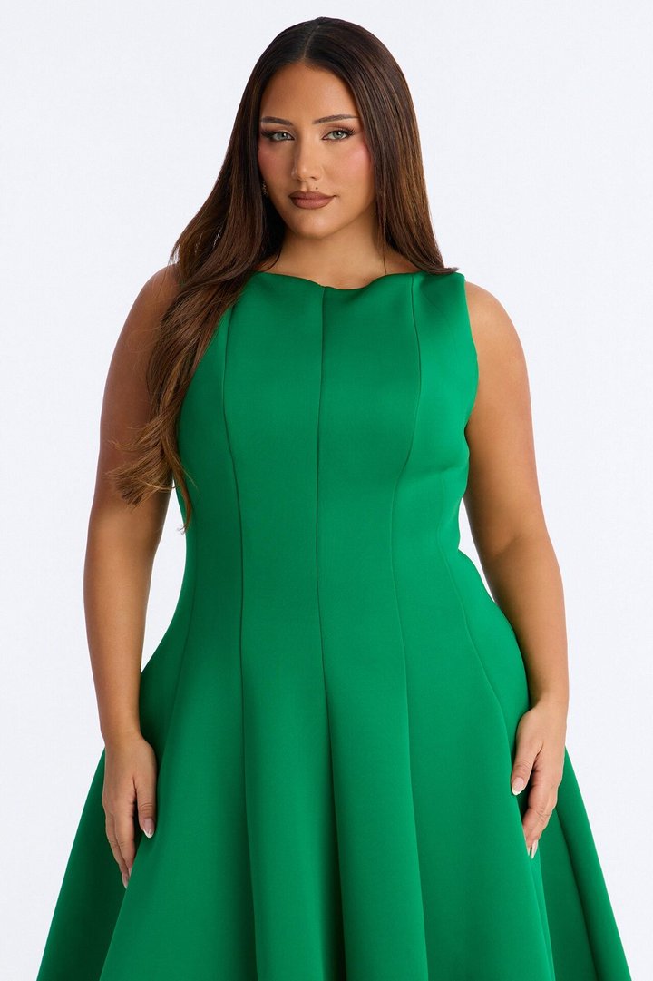 Sweet Sunday Pleated Midi Dress - Kelly Green