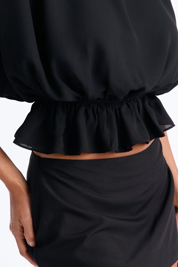 Muse Mode Chiffon Top - Black