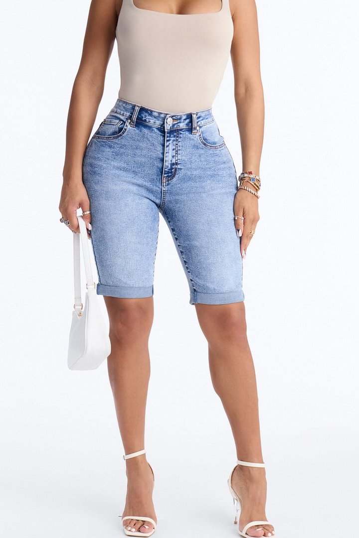 Mendocino Cuffed Stretch Bermuda Shorts - Medium Wash