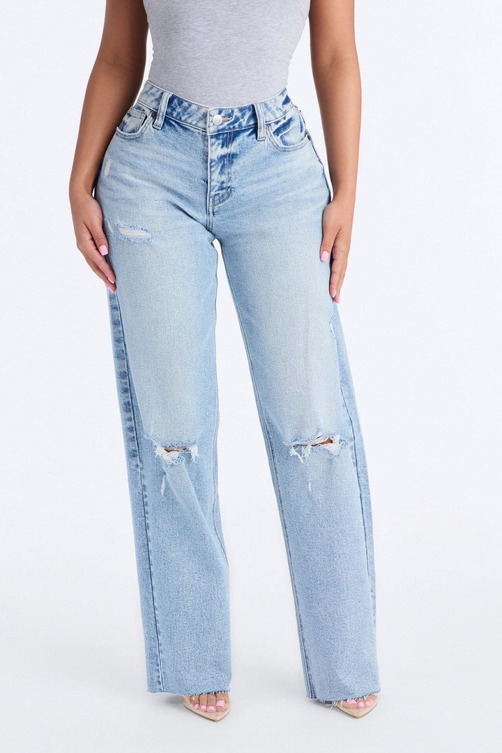 90s Classic Mid Rise Ripped Stretch Straight Leg Jeans - Light Wash