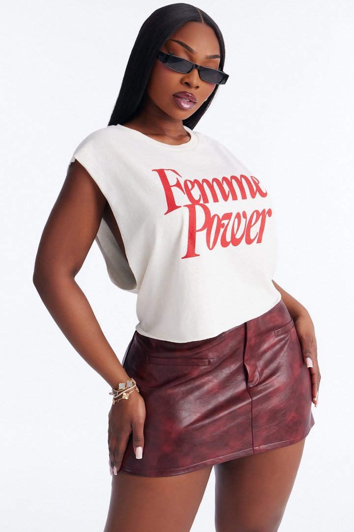 Femme Power Cropped Muscle Tank - Cream