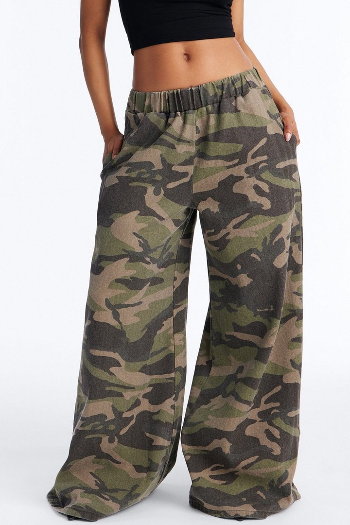 Zinnia Camo Wide Leg Pant 32″ - Camouflage
