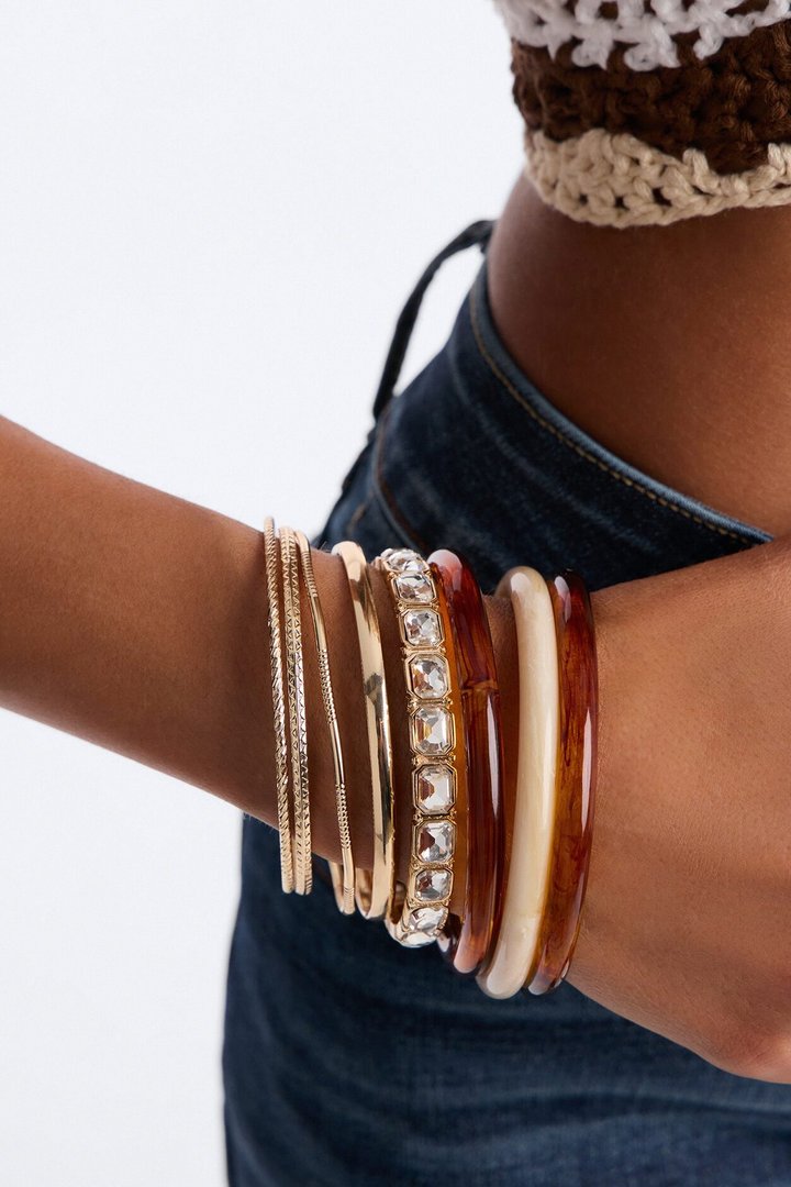 Compete With It 8 Piece Bangle Set - Gold/Brown