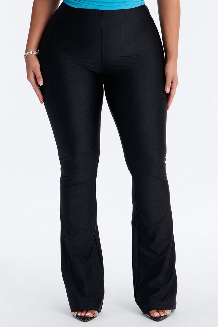 Tricot Mid Rise Flare Pant - Black