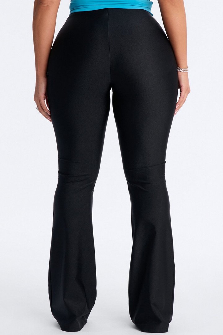 Tricot Mid Rise Flare Pant - Black