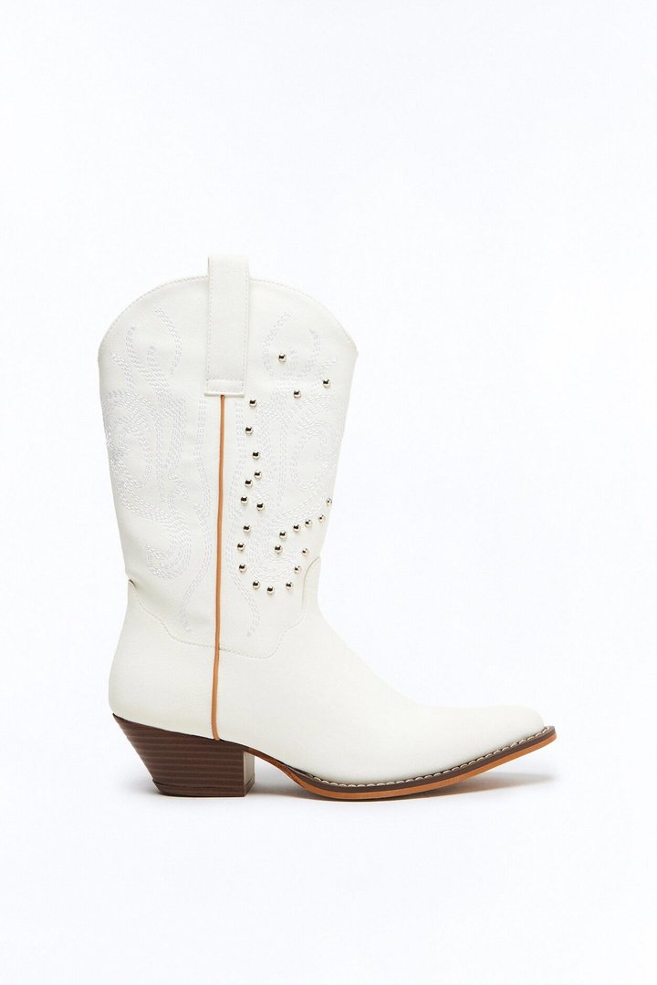 Rustic Cowboy Boots - White
