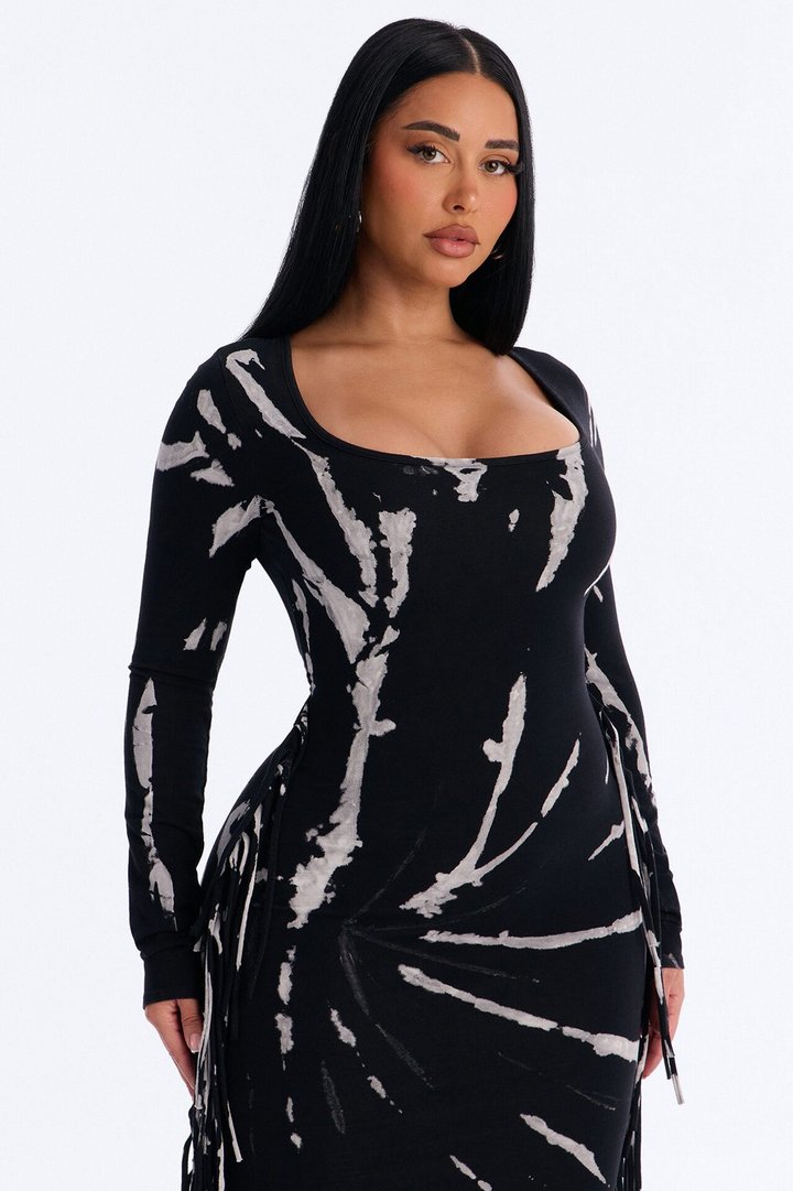Lexi Longsleeve Tie Dye Fringe Maxi Dress - Black/White