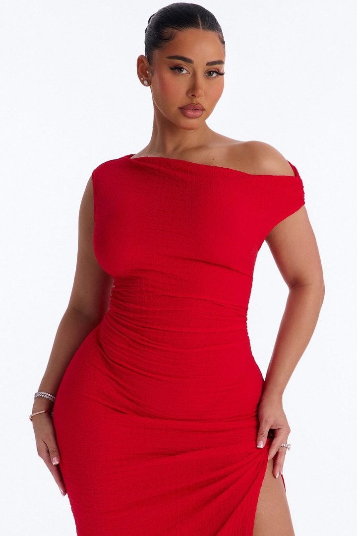 Bridget Textured Midi Dress - Red