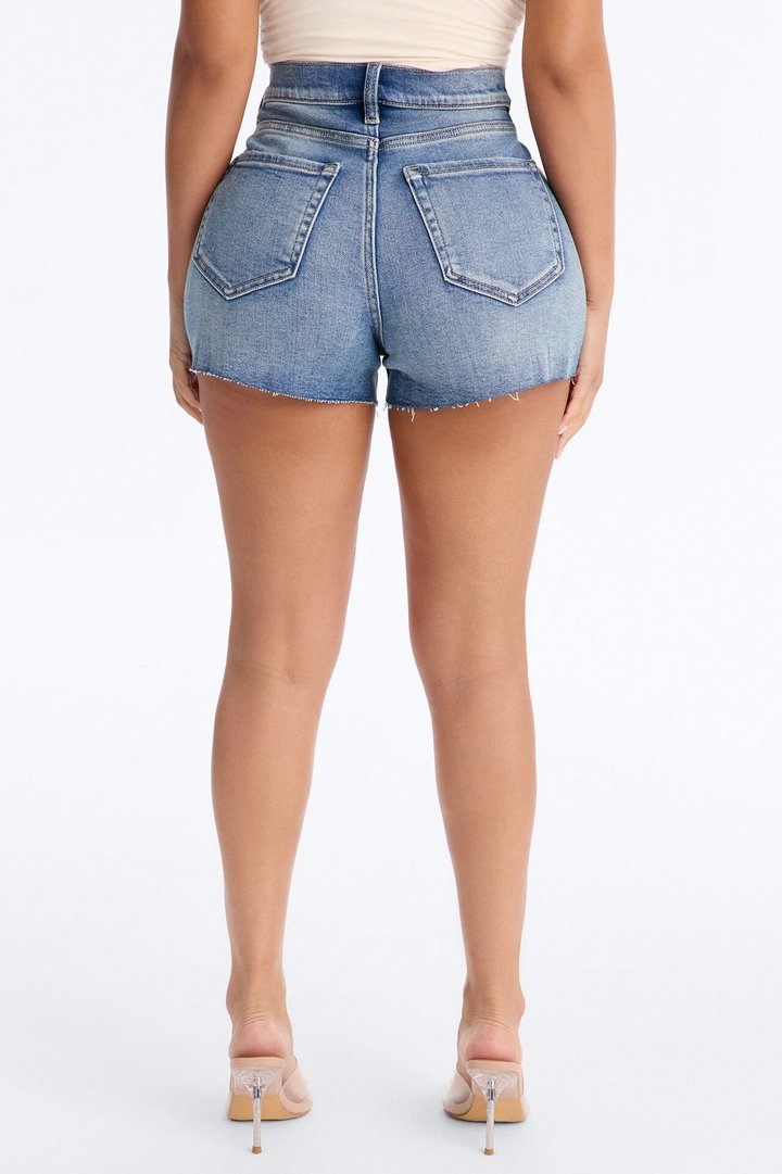 Manhattan Stretch Crossover Denim Short - Medium Wash