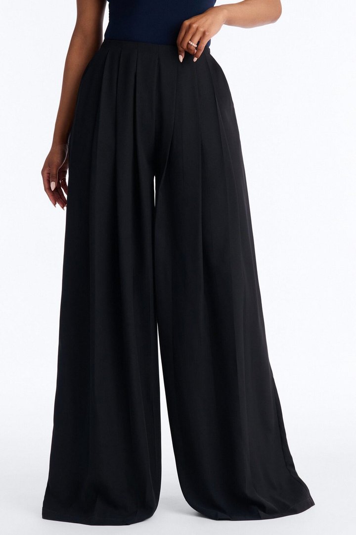 Feminine Feel Crepe Wide Leg Pant 33″ - Black