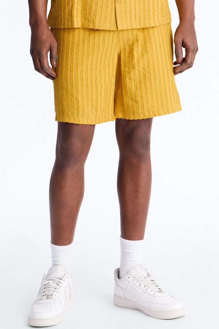 Relaxed Aegean Pleat Short - Mustard