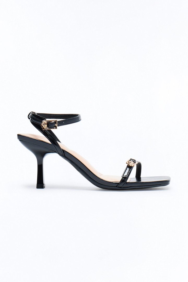 Merasa Low Heels - Black
