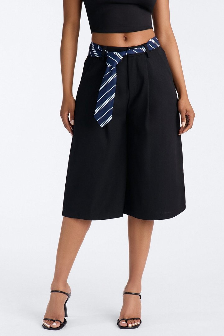 All Tied Up Trouser Bermuda Short - Black