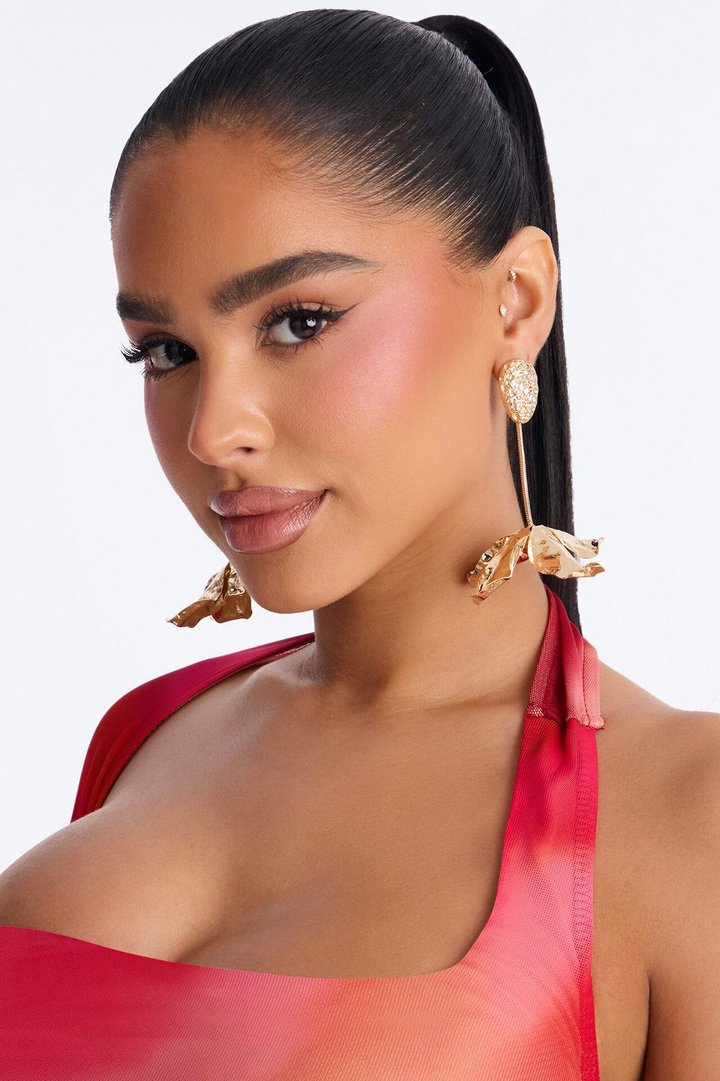 Have It All Floral Drop Earrings - Gold