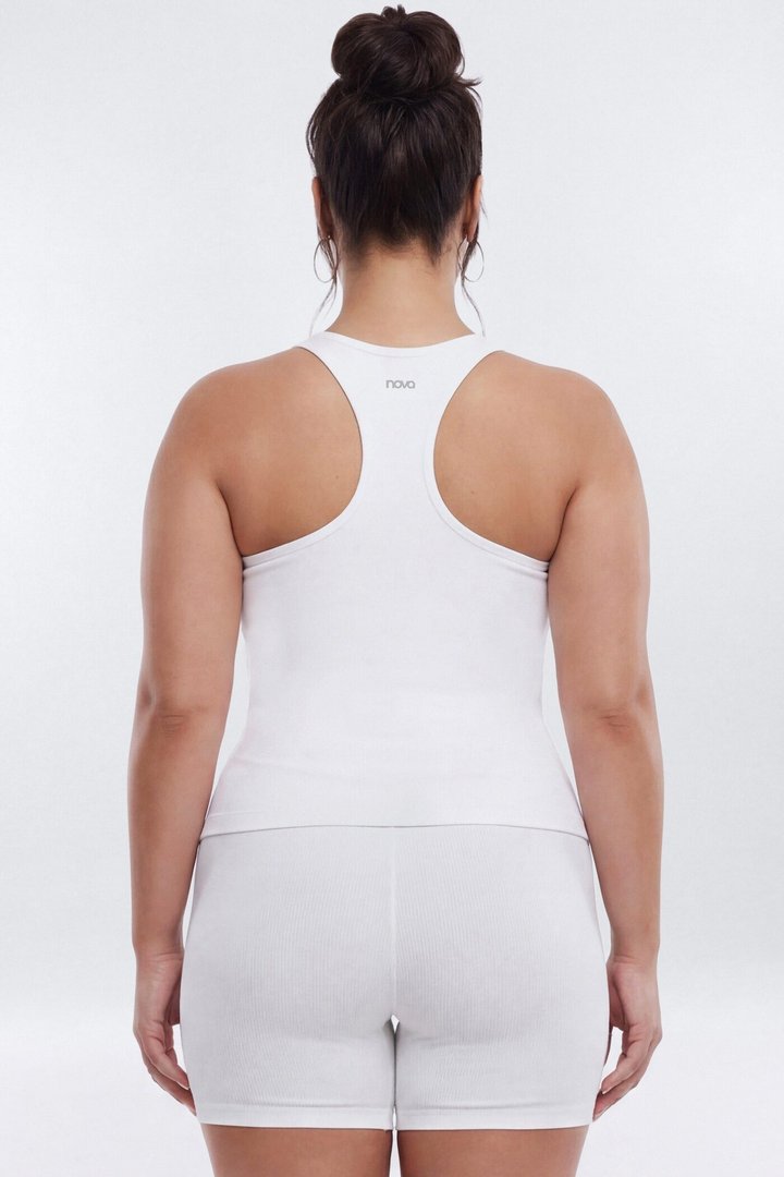 SeamlessLift™ Scoop Neck Racerback Active Tank - Bright White