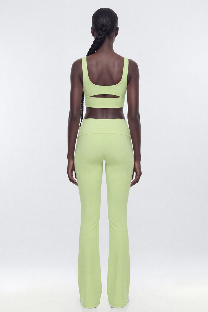 ButterSoft 33″ Low Rise Foldover Flare Legging - Pistachio