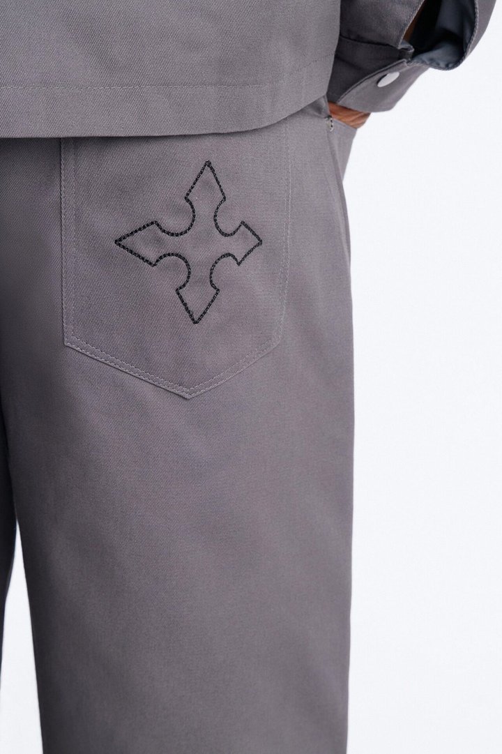 Relaxed Vatican City Stitched Embellished Short - Grey