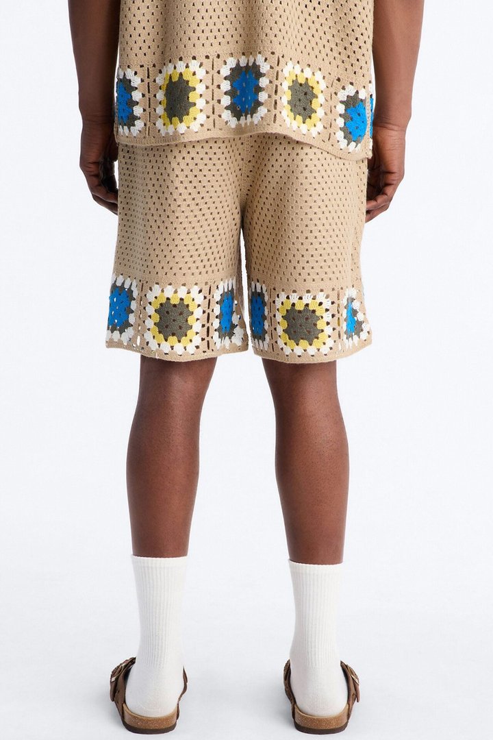 Relaxed Daisy Daze Crochet Short - Tan
