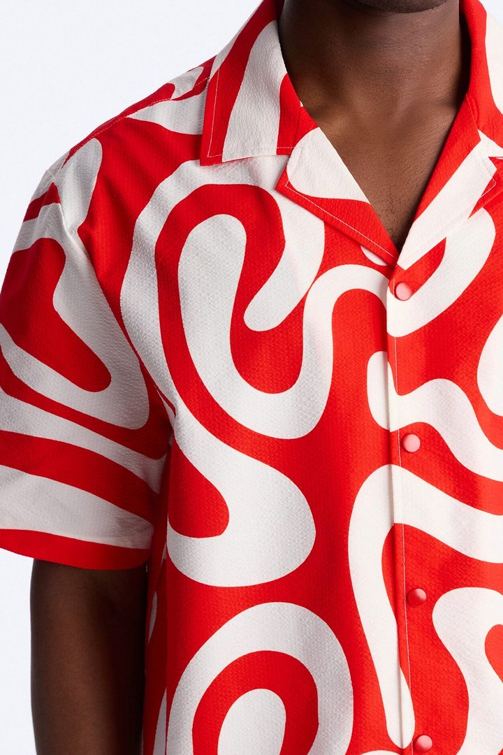 Relaxed Groovy Abstract Printed Seersucker Cuban Collar Button Up Shirt - Red