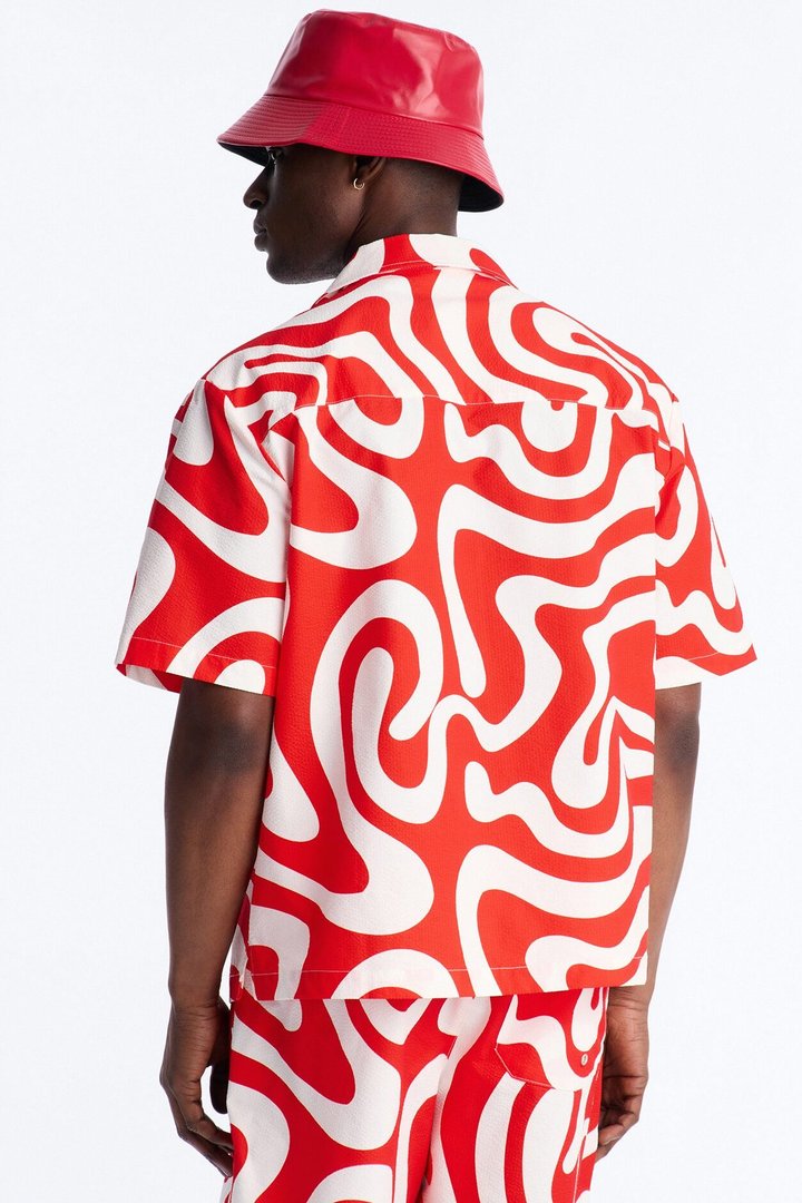 Relaxed Groovy Abstract Printed Seersucker Cuban Collar Button Up Shirt - Red
