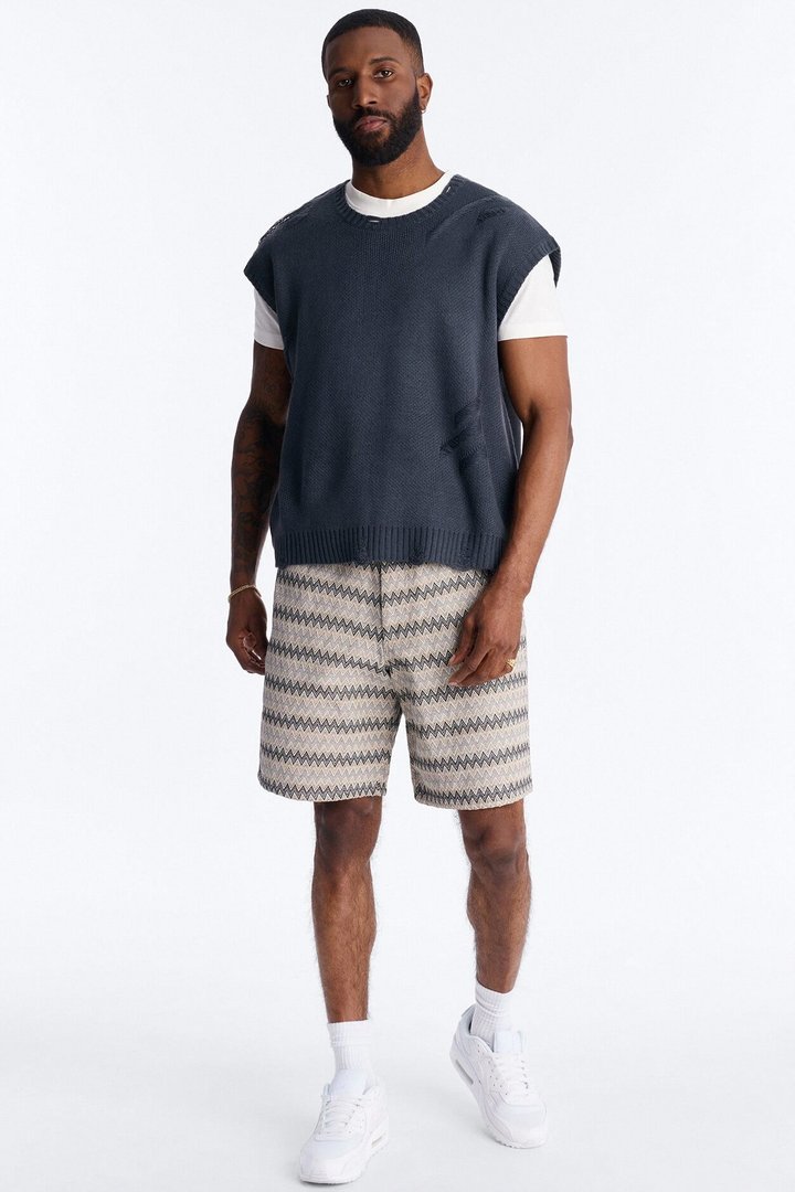 Relaxed Chevron City Textured Short - Cream