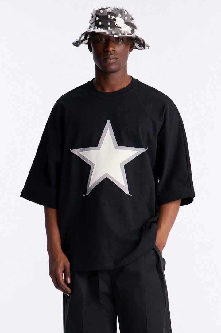 Premium Oversized Star Patch Short Sleeve Tee - Black