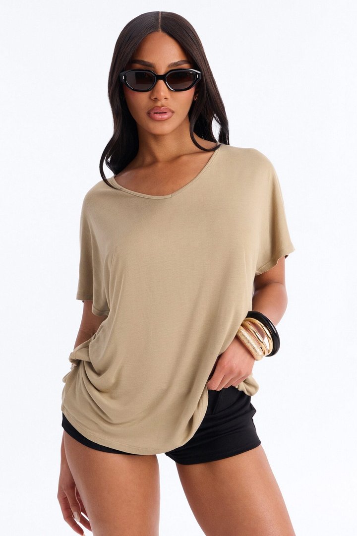 Tasmin Oversized V Neck Tee - Olive