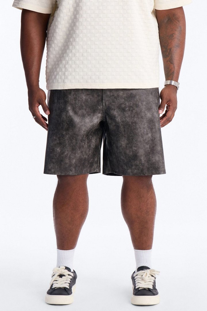 Relaxed Aubrey Hill Faux Leather Short - Black