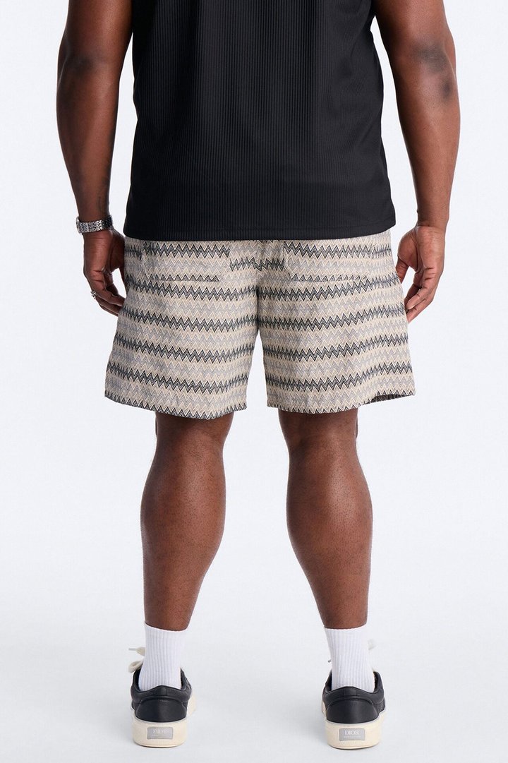 Relaxed Chevron City Textured Short - Cream