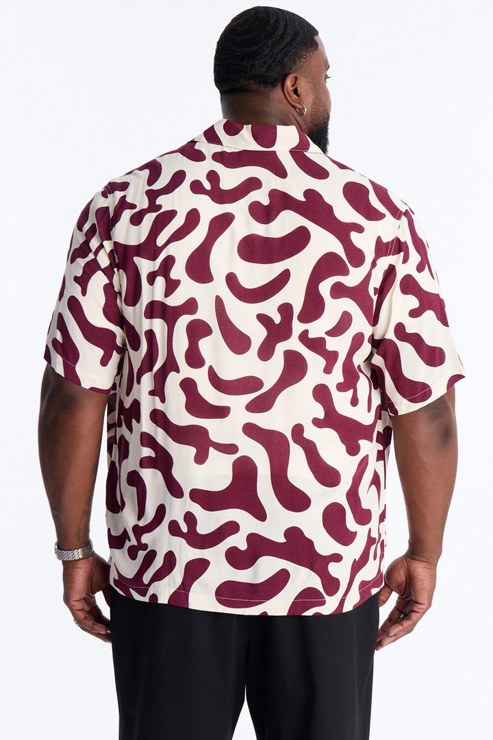 Bold Metric Cuban Shirt - Burgundy