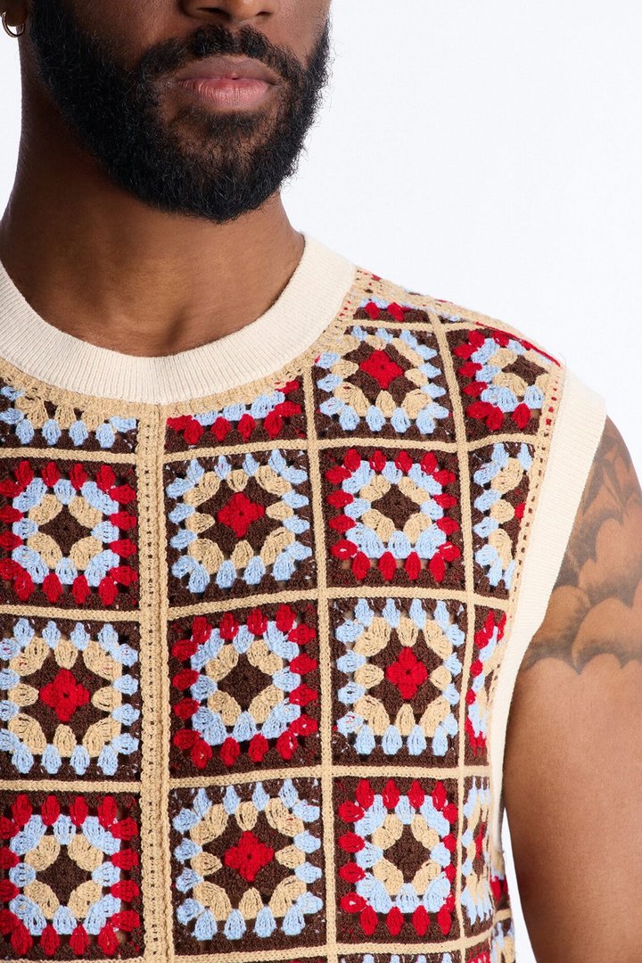 Square One Sweater Vest - Burgundy/combo