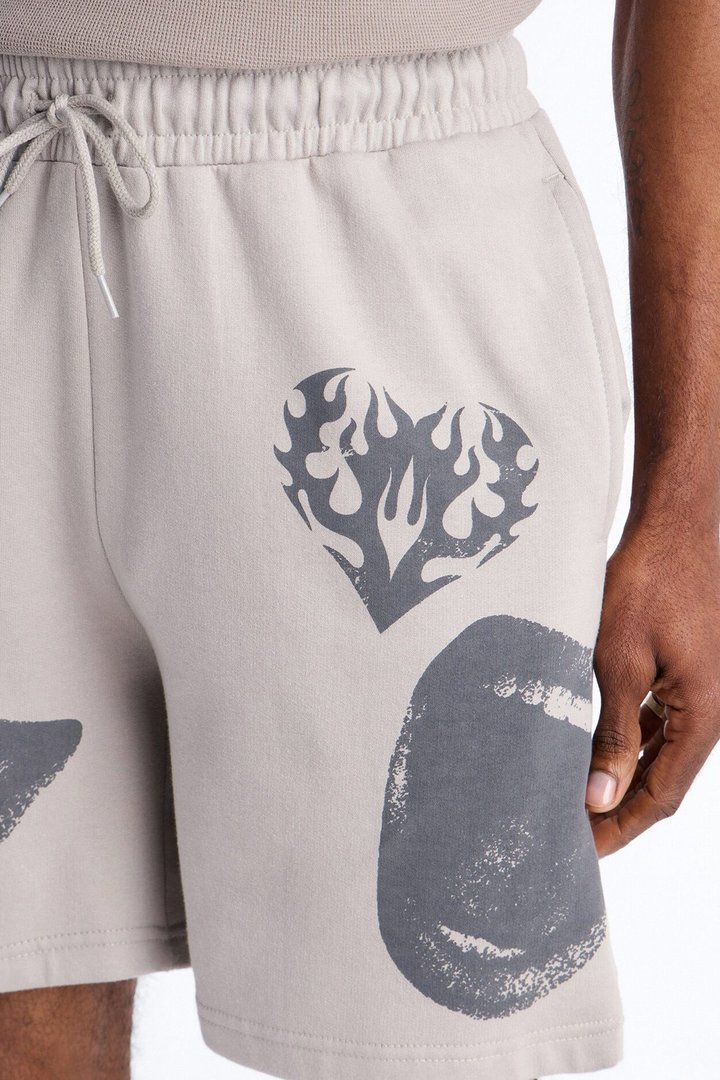 Love Lost Sweatshorts - Grey