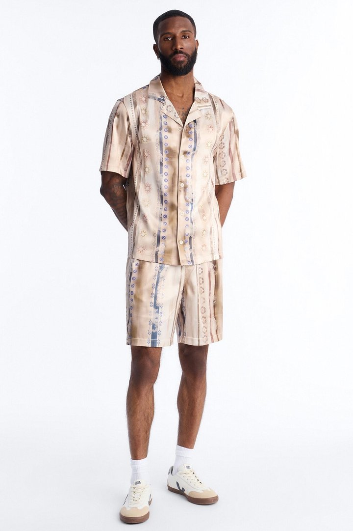 Relaxed Rosewood Short - Brown