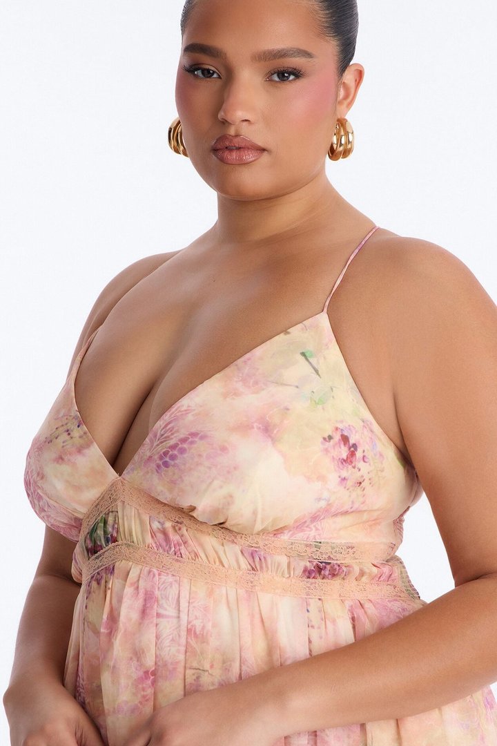 Flirty Flare Chiffon Maxi Dress - Peach/combo