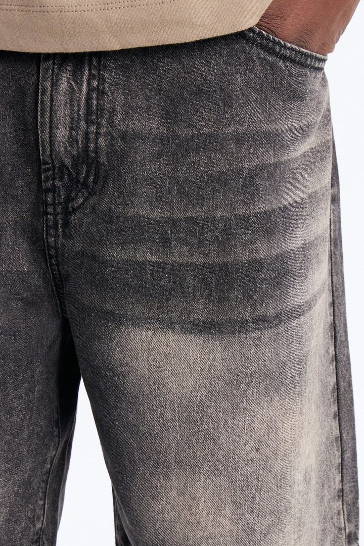 Venice Vintage Relaxed Denim Shorts - Black Wash