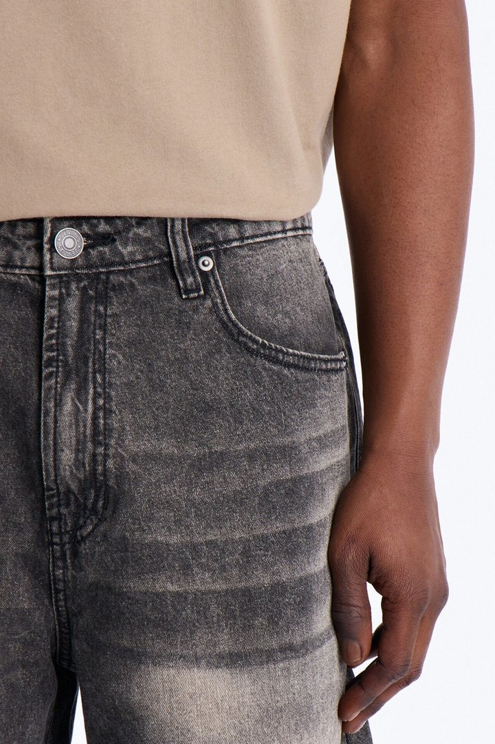 Venice Vintage Relaxed Denim Shorts - Black Wash