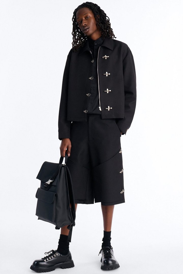 Relaxed Vie Clasp Closure Jacket - Black
