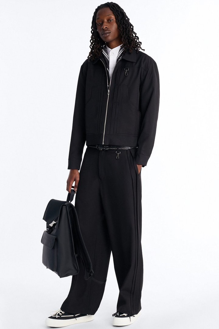 Relaxed Vertical Sync Zip Jacket - Black