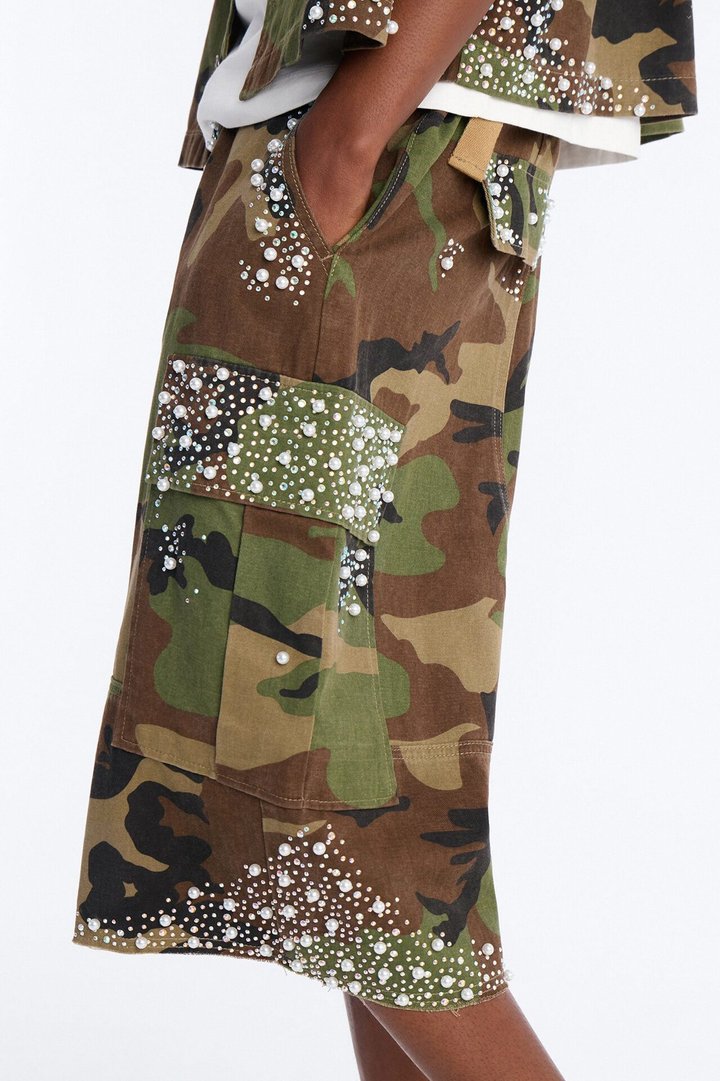 Baggy Pearl World Embellished Short - Camouflage
