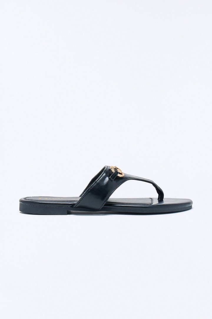 Bello Hardware Flip Flops - Black