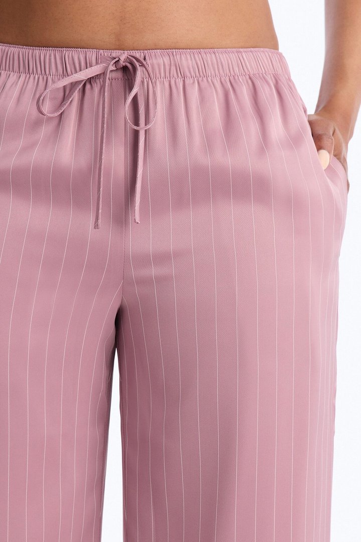 Lulu Pinstripe Satin Wide Leg Pant 32″ - Mauve