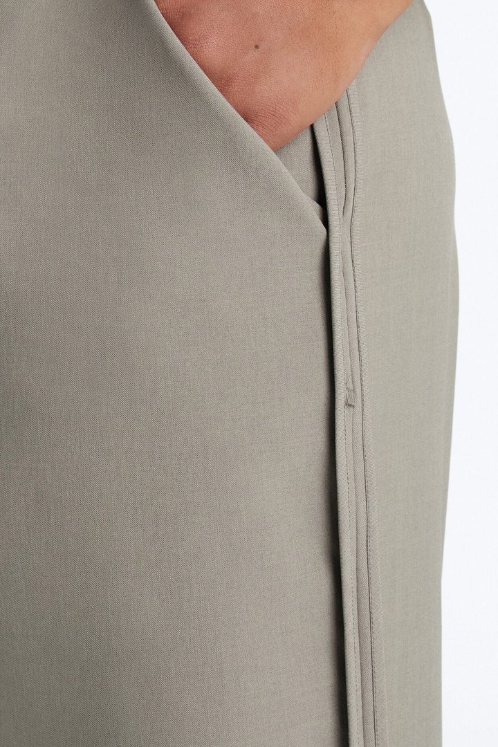 Executive Decisions Cuffed Trouser Pant 32″ - Olive