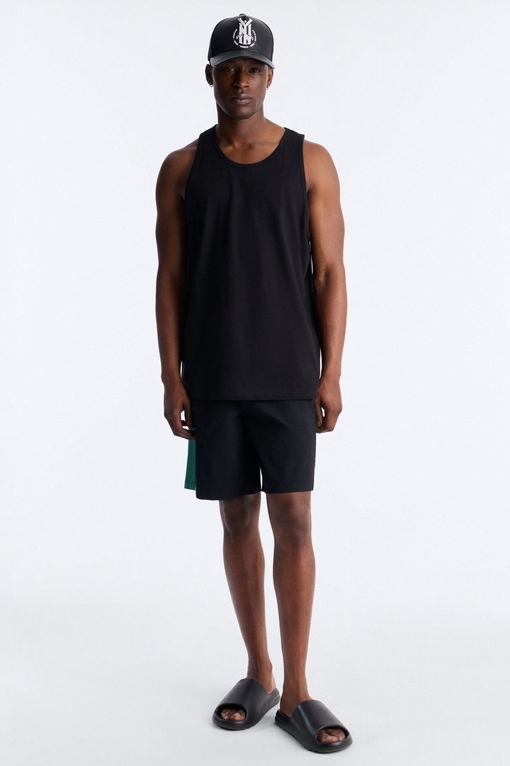 Everyday Stretch Paneled Boardshorts 9″ - Black/Green