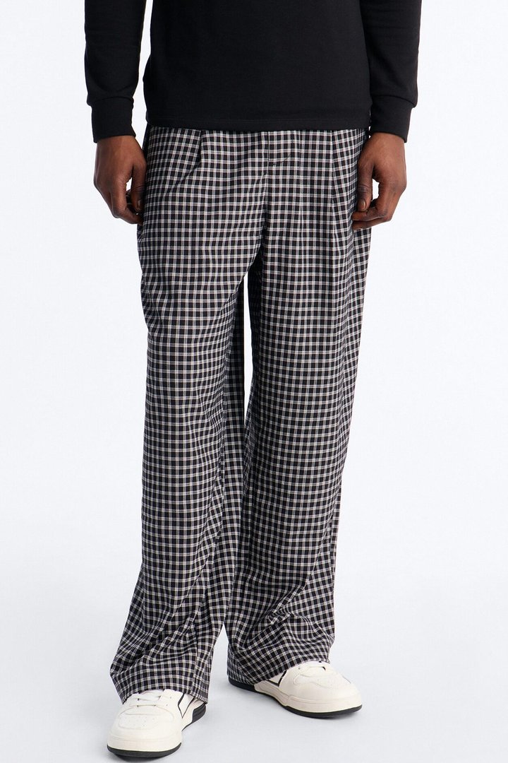 Wide Leg Pleated Downtown London Trouser - Black